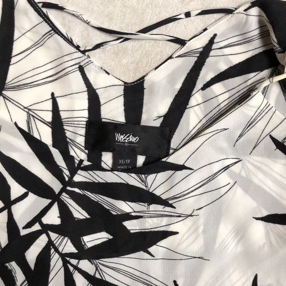 Mossimo White Strap Tank With Black Palm Fronds Size XS - Picture 7 of 7